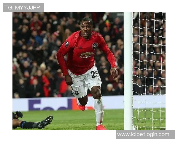 中超精彩对决多特蒙德与曼联激战成平乌龙球引发全场热烈反响