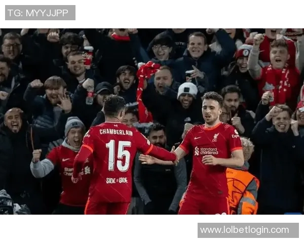 欧冠激战：利物浦逆转里昂上演惊心动魄的4-3大逆转盛宴