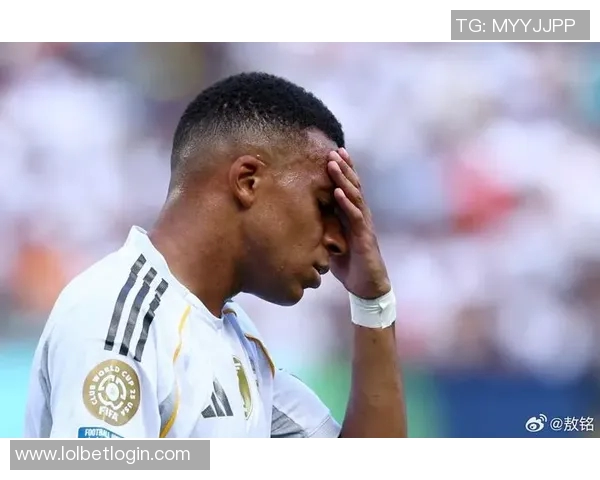 中超赛场惊现冷门巴黎圣日耳曼与尤文图斯战成平局乌龙球引发全场轰动