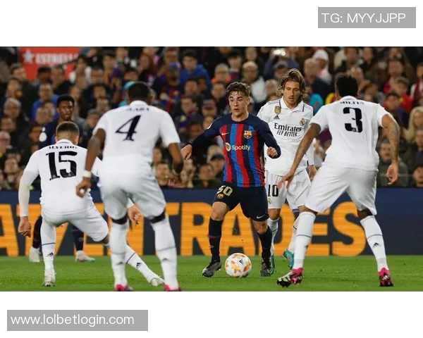 国王杯精彩对决里昂逆转本菲卡上演帽子戏法引爆全场激情