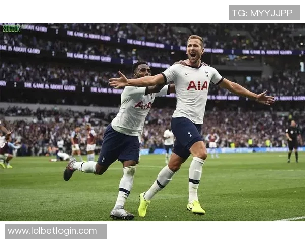 西甲激战本菲卡狂胜阿森纳6比2全场沸腾瞬间回顾