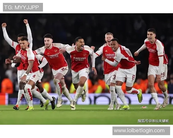 西甲赛场惊现大逆转阿森纳狂胜曼联五球引发全场热议