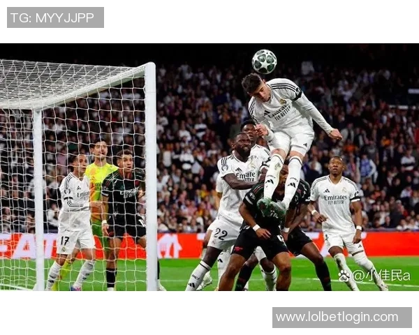 欧联杯惊天逆转里昂主场5-0狂胜皇马补时争议进球引发全场沸腾 欧联杯惊天逆转里昂主场5-0狂胜皇马补时争议进球引发全场沸腾