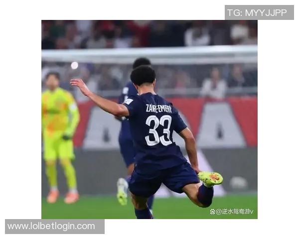 巴黎圣日耳曼大胜多特蒙德帽子戏法引发争议判罚全场沸腾